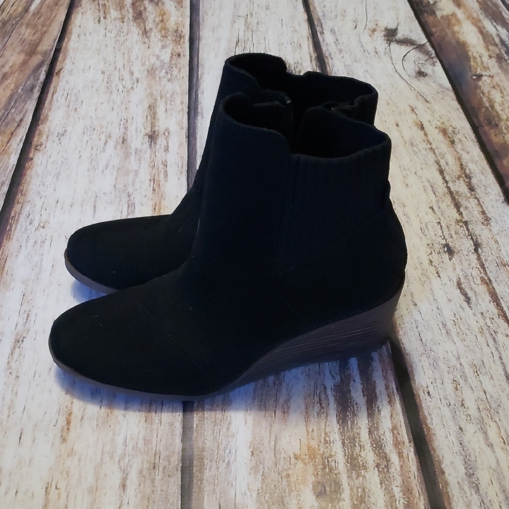Women's Toms Black Ankle Boots